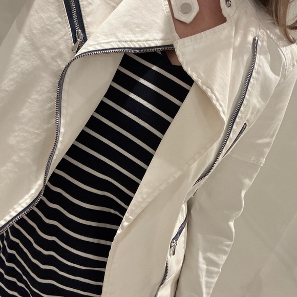 Women's White Jacket - Picture 10 of 12
